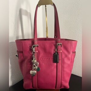 💖 Y2K (2005) Coach Fuchsia Leather Tote Bag